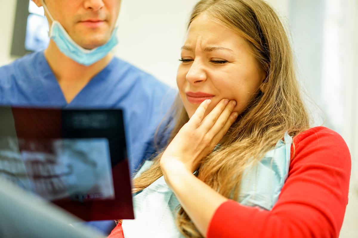Severe Tooth Pain: When You Need Same-Day Care vs. Can Wait
